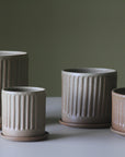 Oatmeal Fluted Planter by Arcadia Scott オートミール フルーテッドプランター