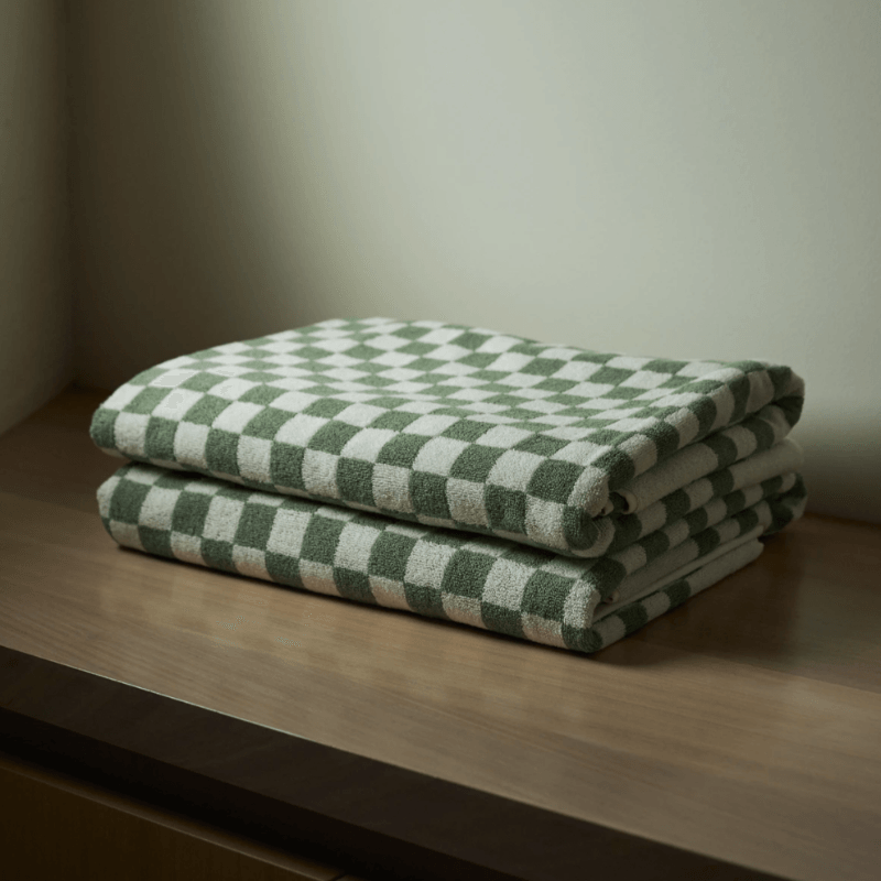 Roman Pool Towel Sage & Chalk by BAINA  ローマンプールタオル セージ&チョーク