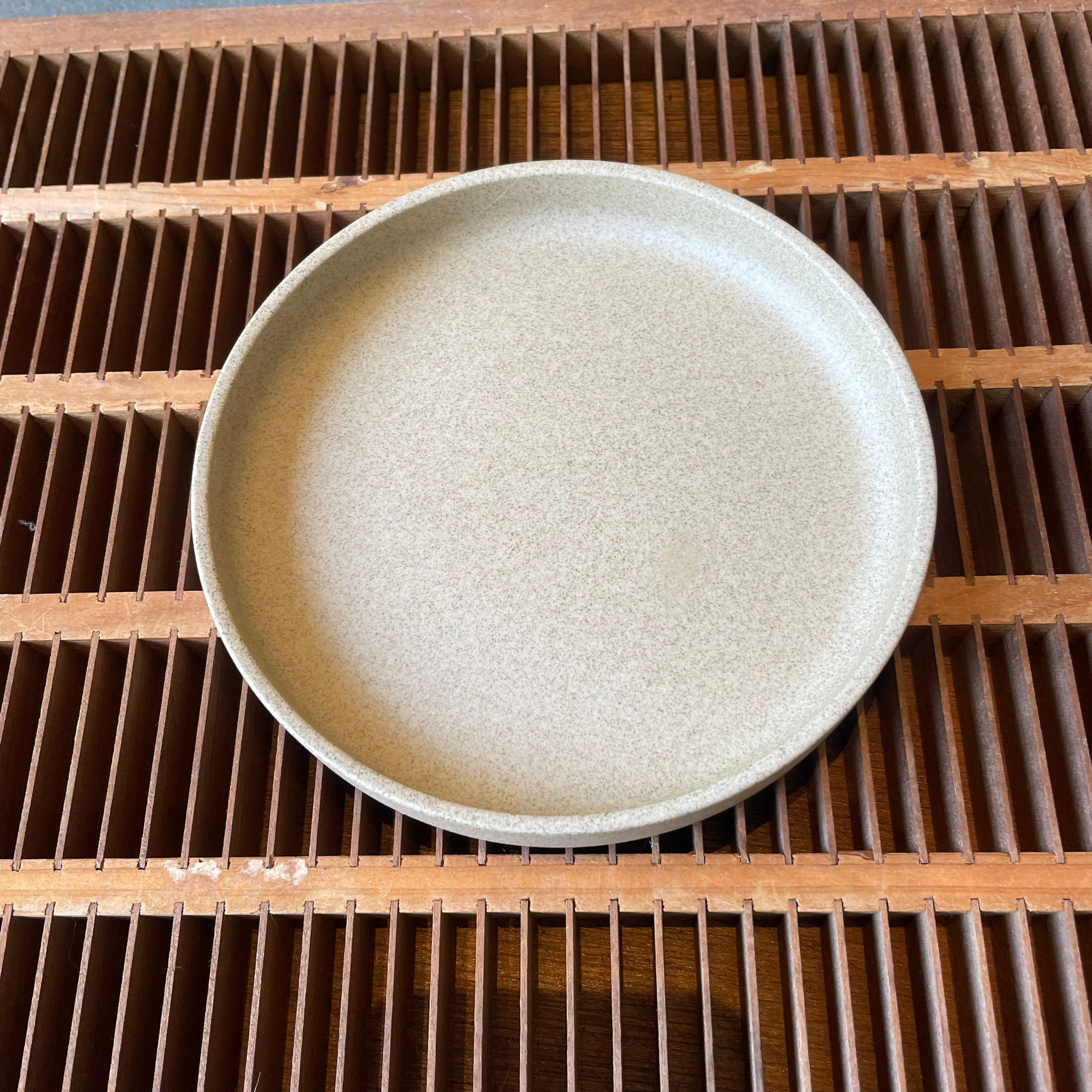 Saucer(Plate) by Hasami Porcelain ソーサー(プレート) ハサミ