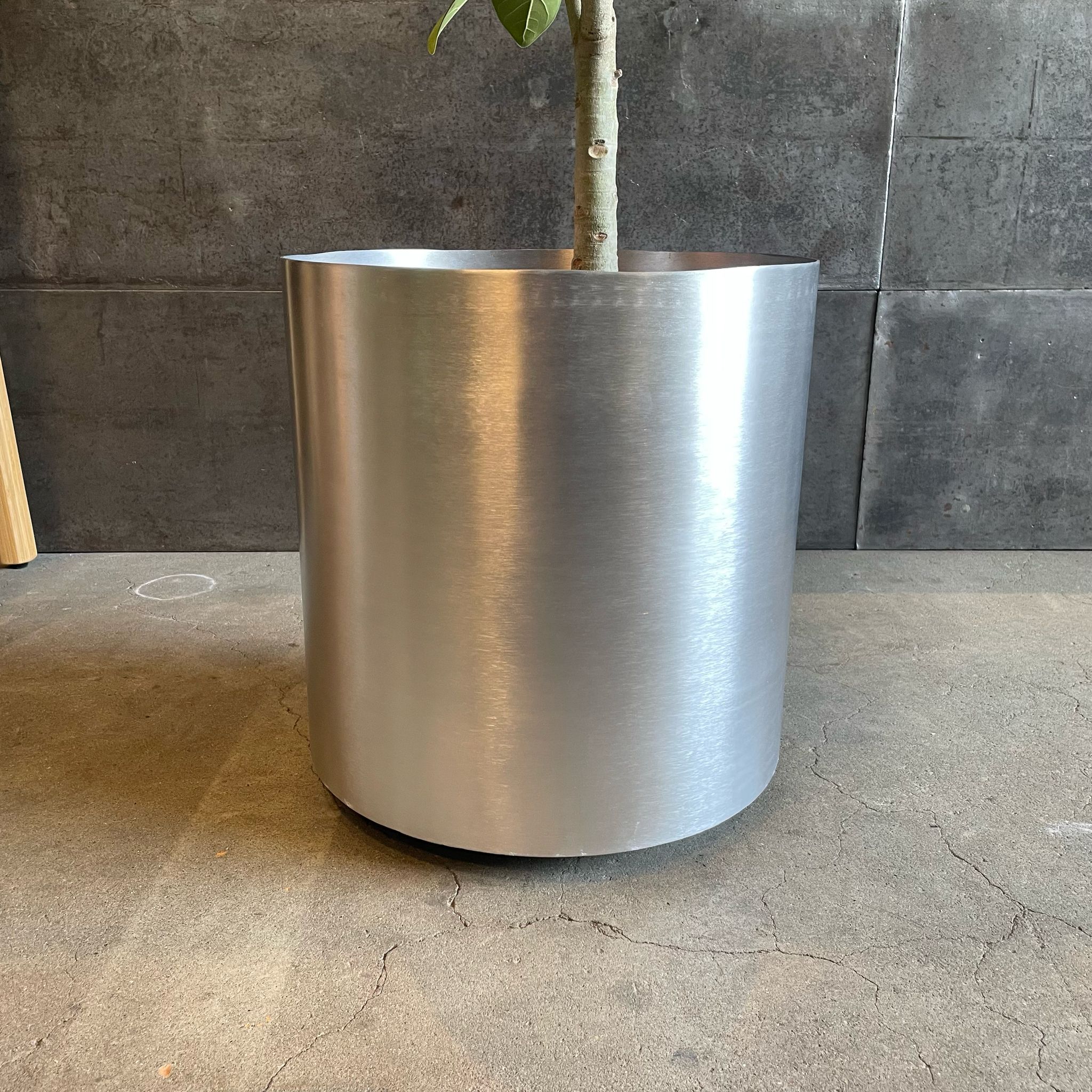 メタルシリンダープランターカバー (キャスター付き) I 植木鉢 I