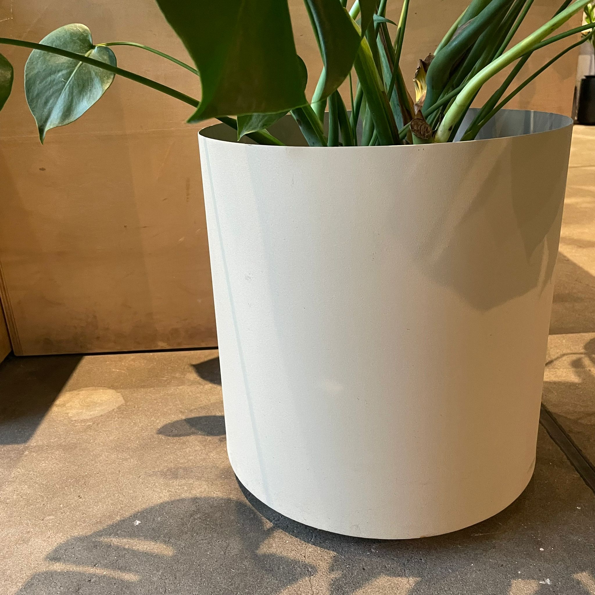 メタルシリンダープランターカバー (キャスター付き) I 植木鉢 I