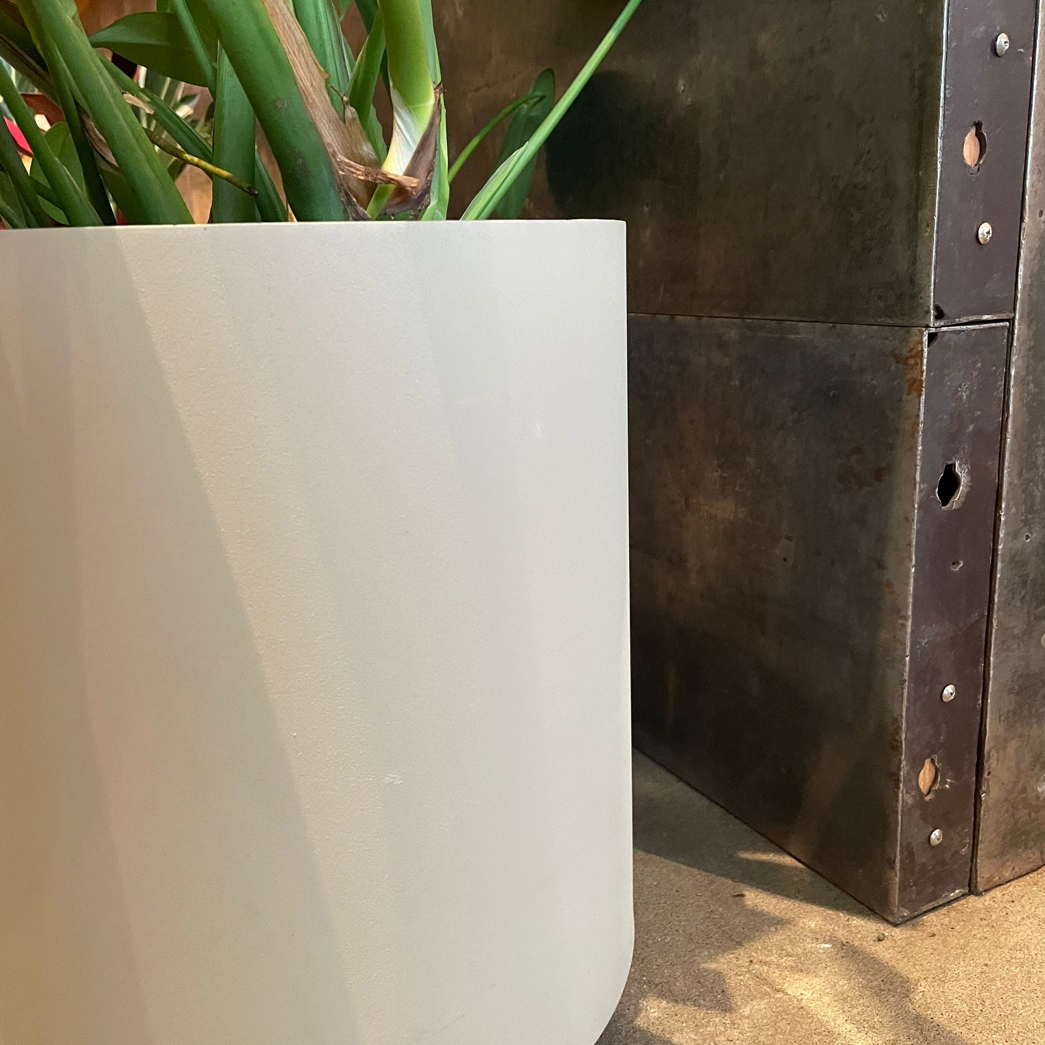 メタルシリンダープランターカバー (キャスター付き) I 植木鉢 I