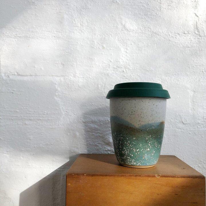 Aurora Borealis Travel Cup by Arcadia Scott　オーロラボレアリス・トラベルカップ