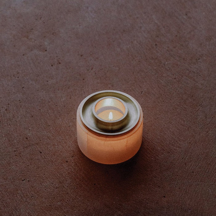 アストロイド オイルバーナーセットThe Asteroid Oil Burner with Lavender essential oil &amp; Australian beeswax candle by Addition Studio