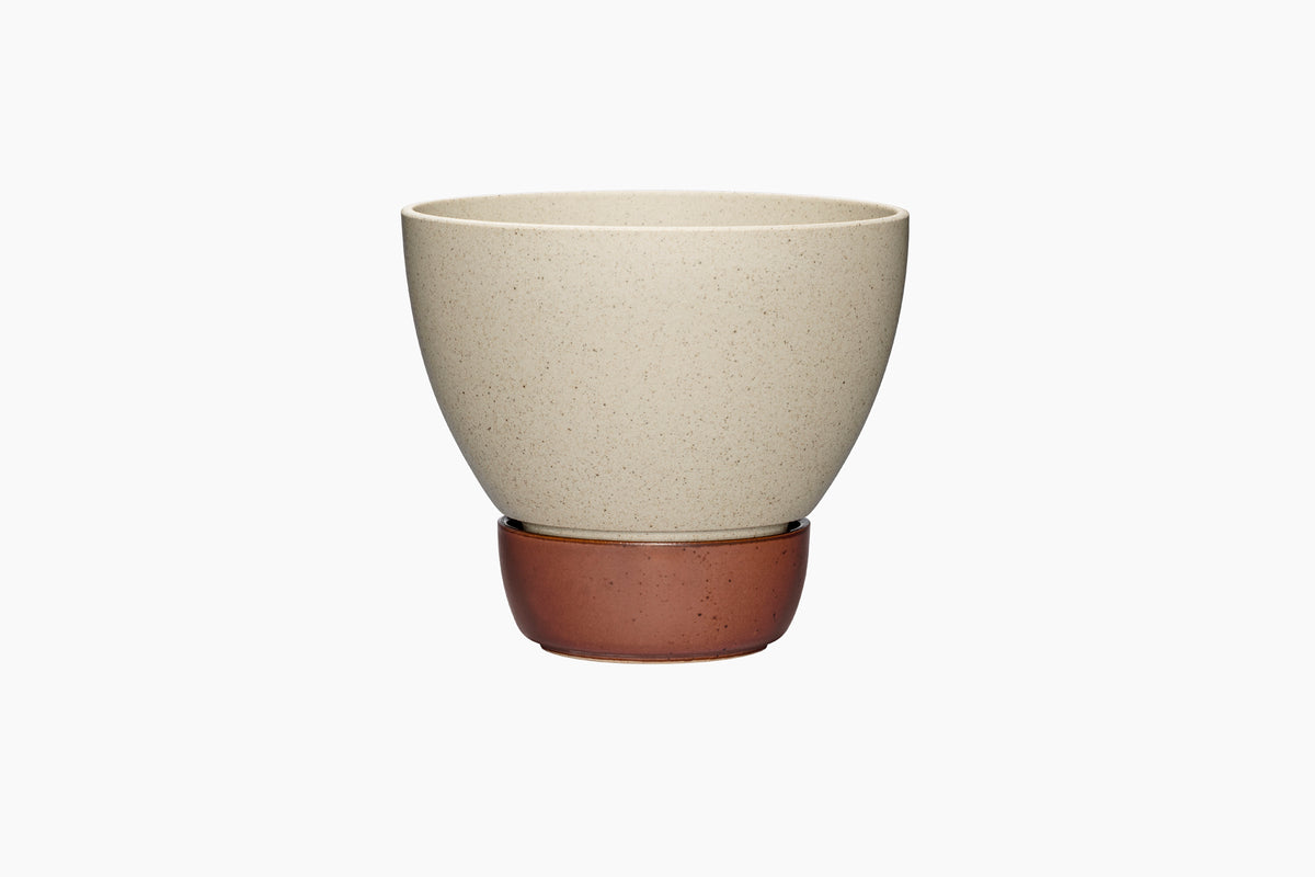 Husk Planter in Brick