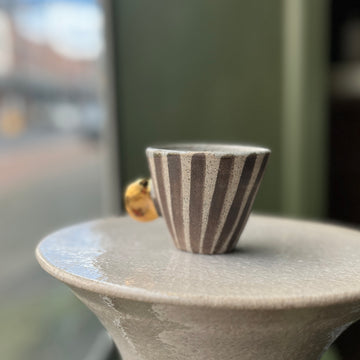 エスプレッソカップ by Bridget Bodenham