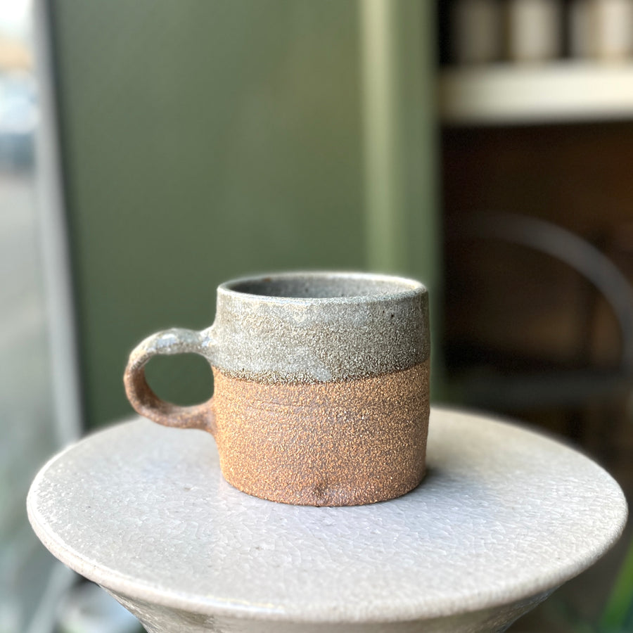 Coffee Cup by Bridget Bodenham　コーヒーカップ