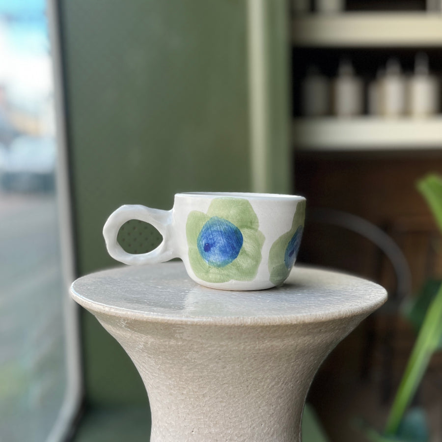 Coffee Cup by Bridget Bodenham　コーヒーカップ