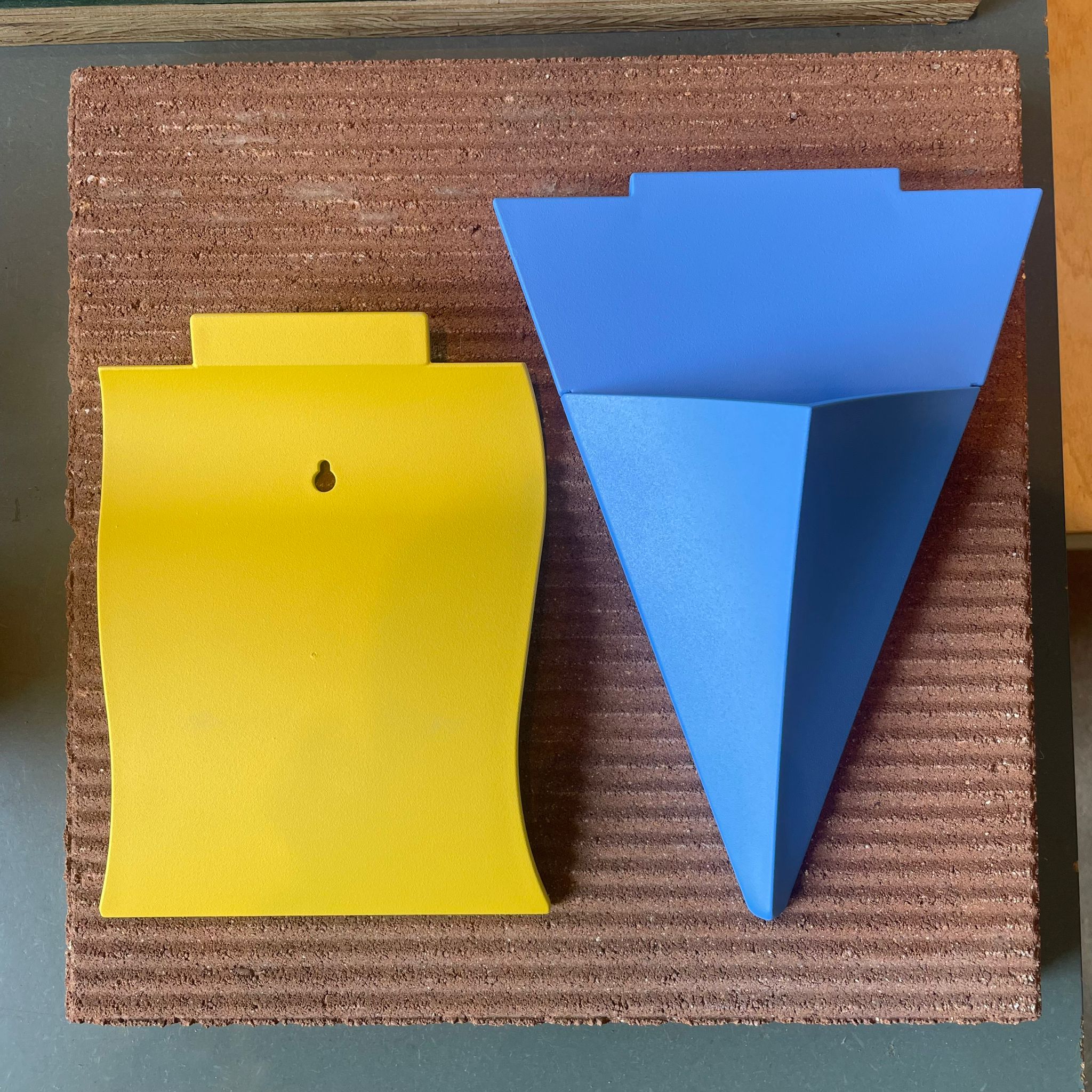 RITRATTO 213 [straw yellow + smalt blue] by Alessandro Mendini