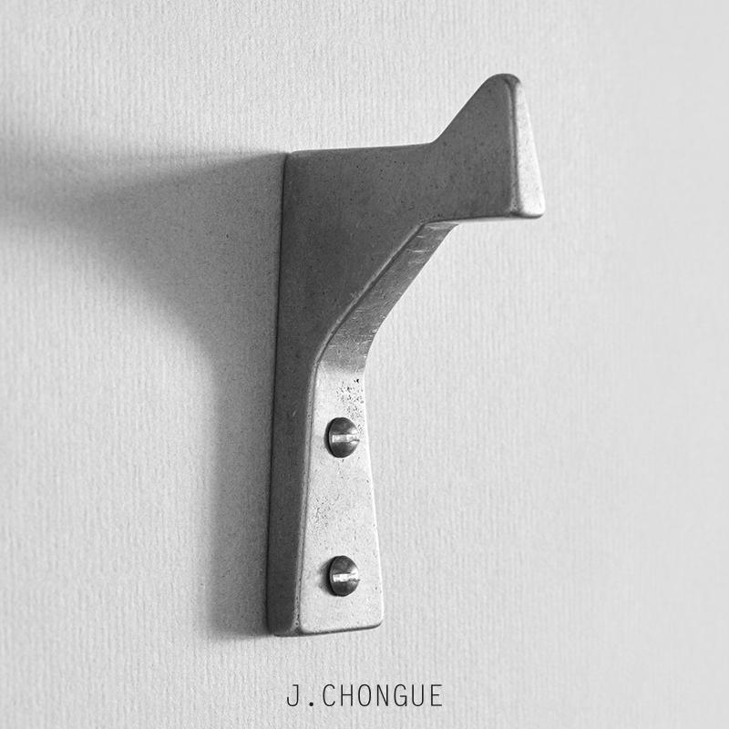Towel Hook Aluminium by Henry Wilson - THE PLANT SOCIETY ONLINE OUTPOST