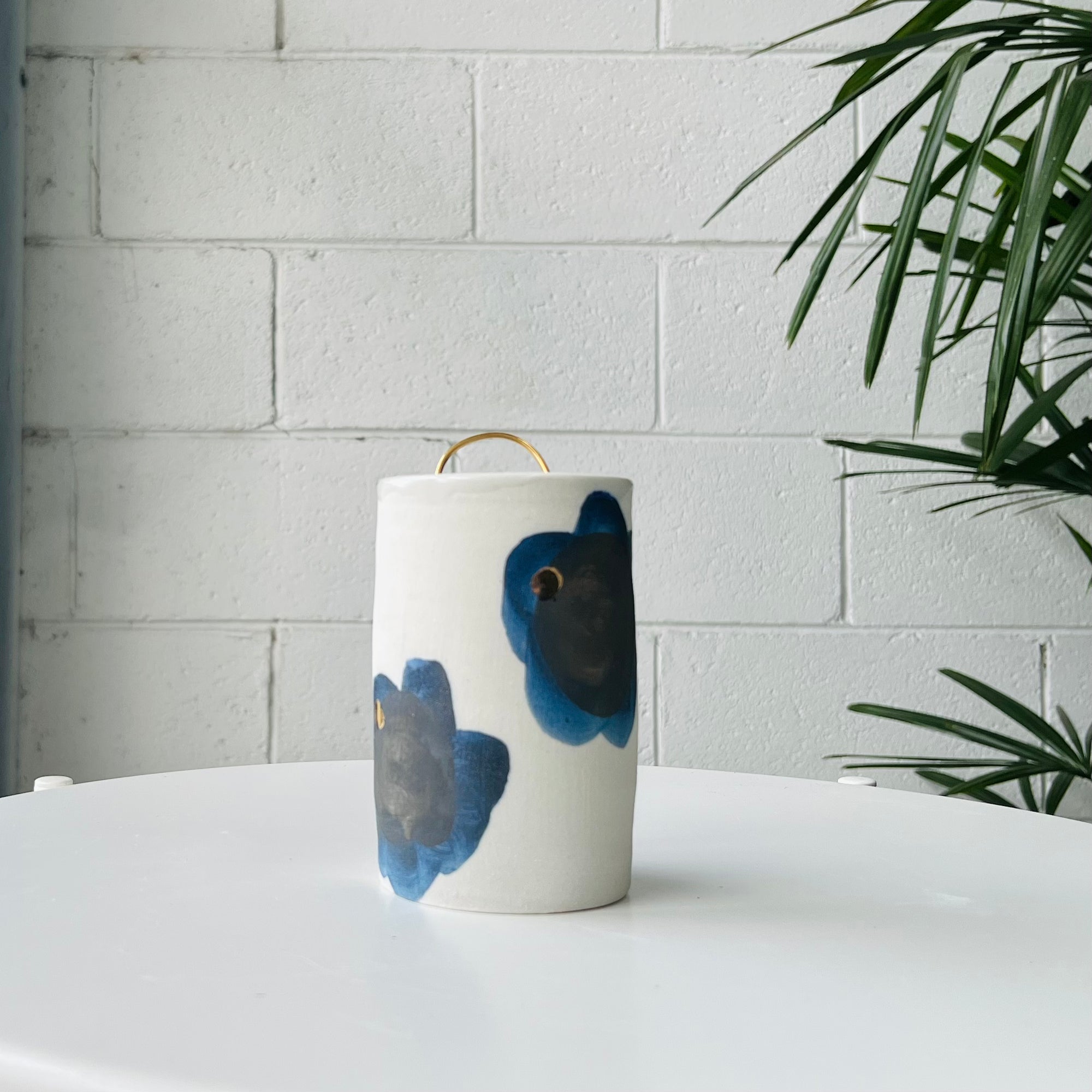 Wall Flower Vase by Bridget Bodenham　ウォールフラワーベース